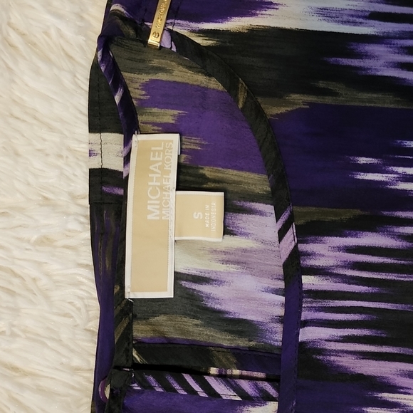 Micheal Kors blouse - Picture 4 of 7